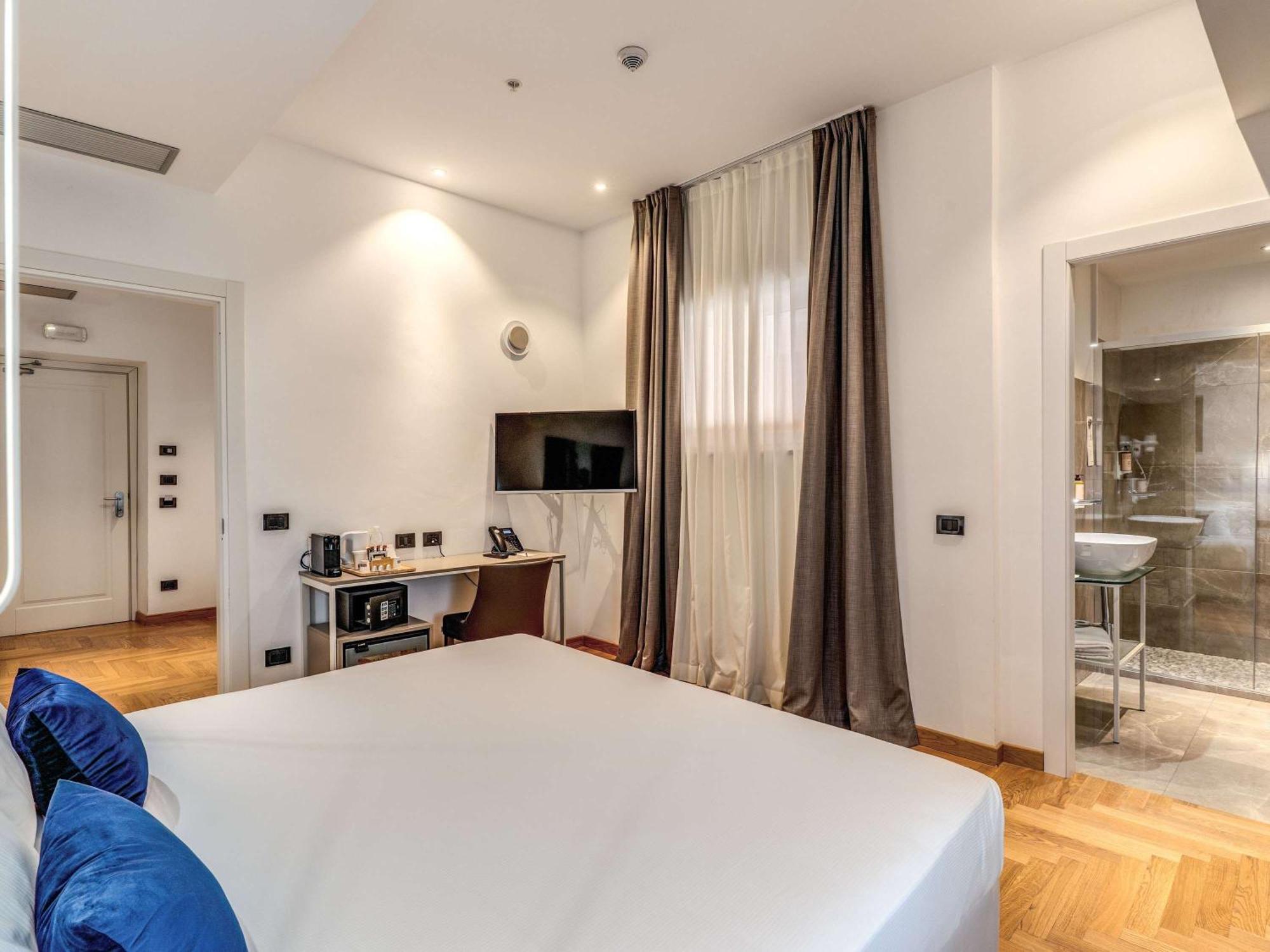Mercure Roma Centro Termini Exterior foto